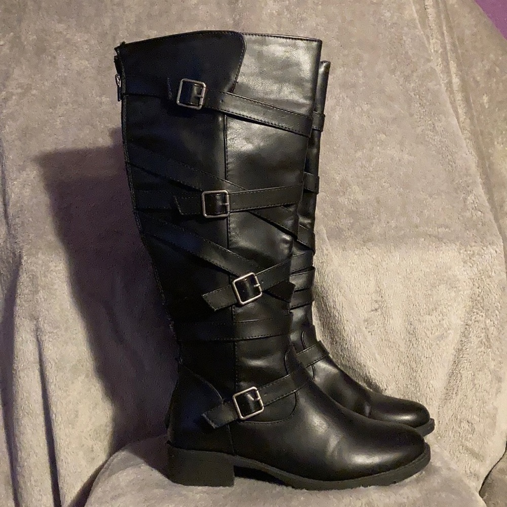 Boots (Black)